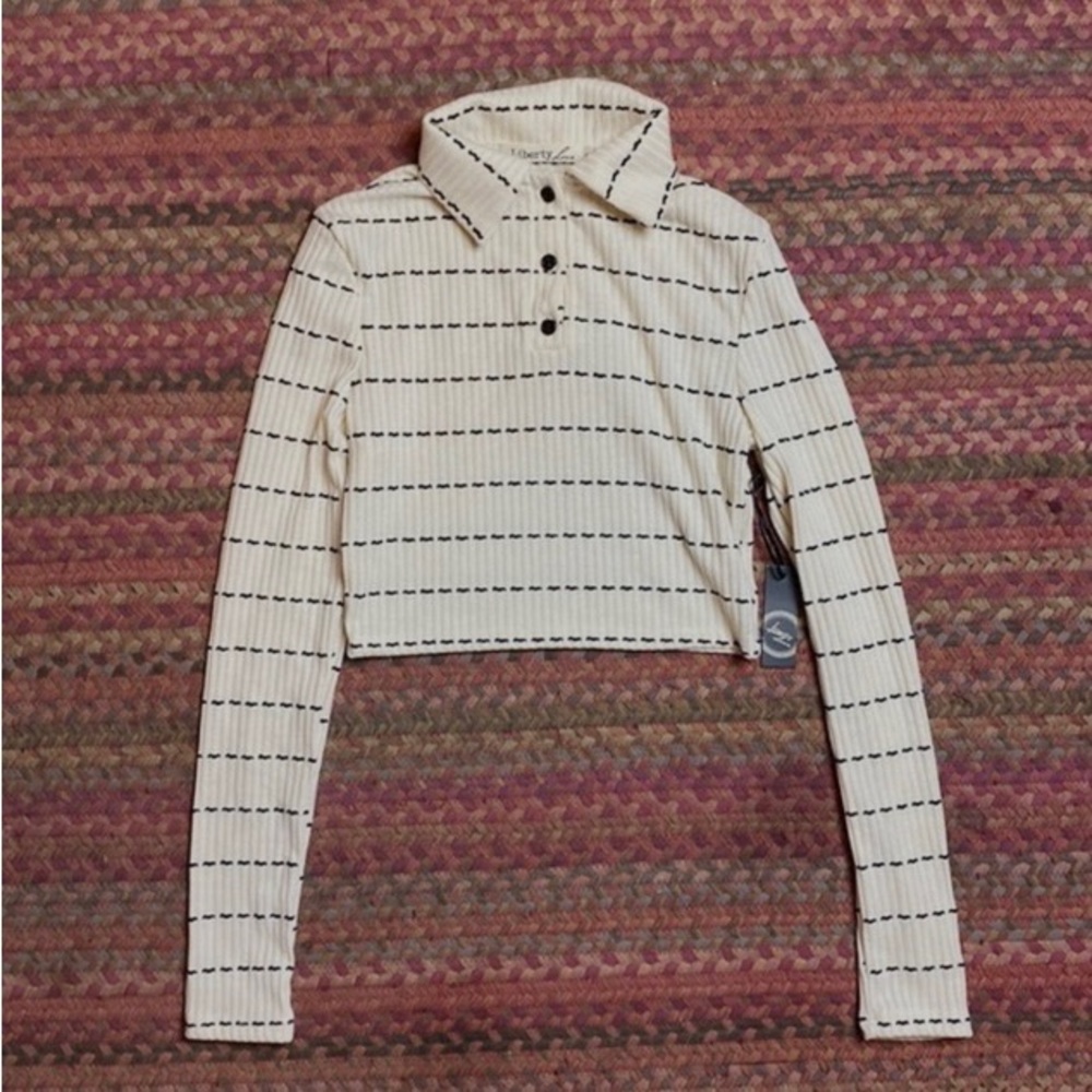 LIBERTY LOVE STRIPED LONG SLEEVE CROP HENLEY COLLARED SHIRT